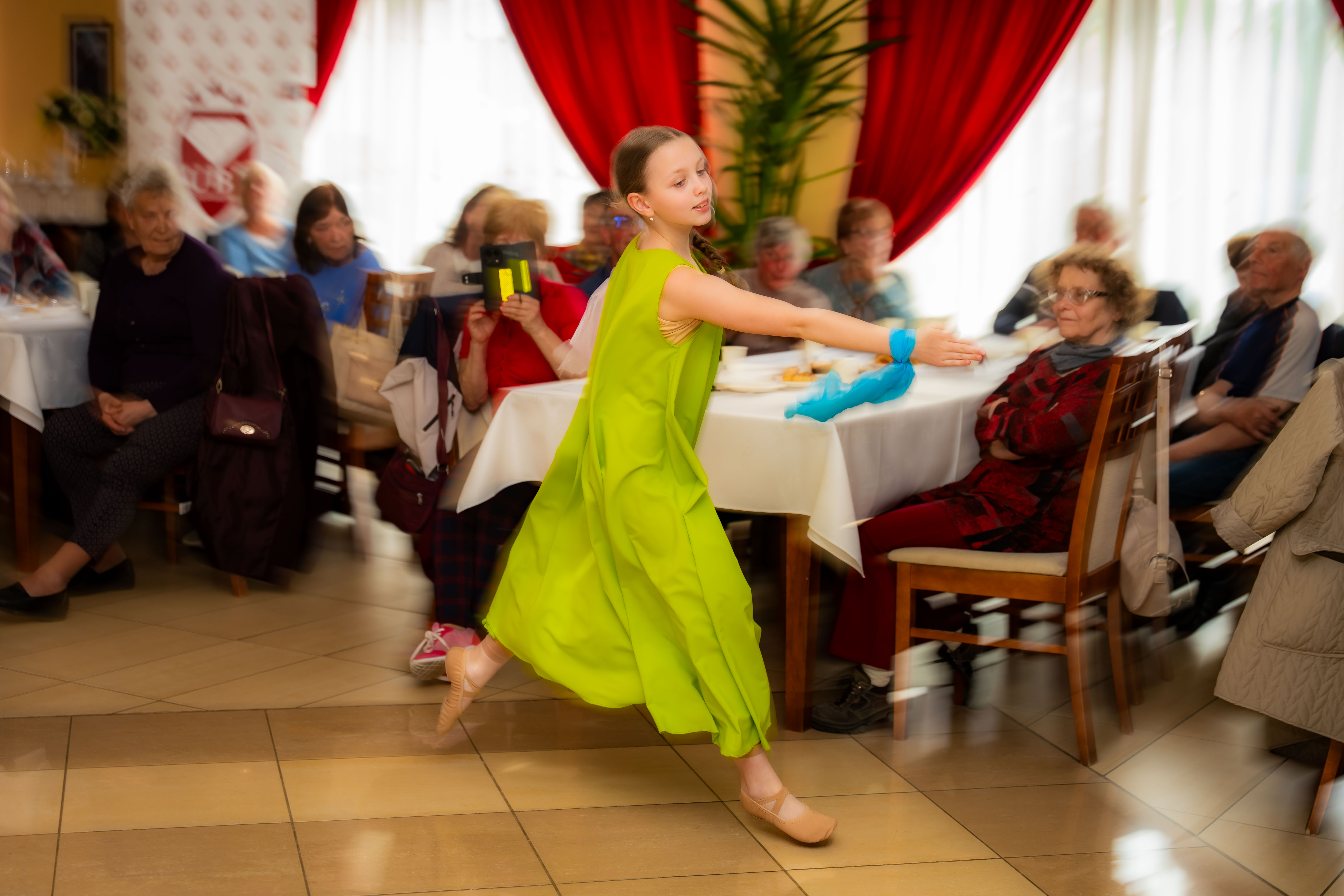 Navsteva klubu seniorov v MC Kosice - Krasna-1-22